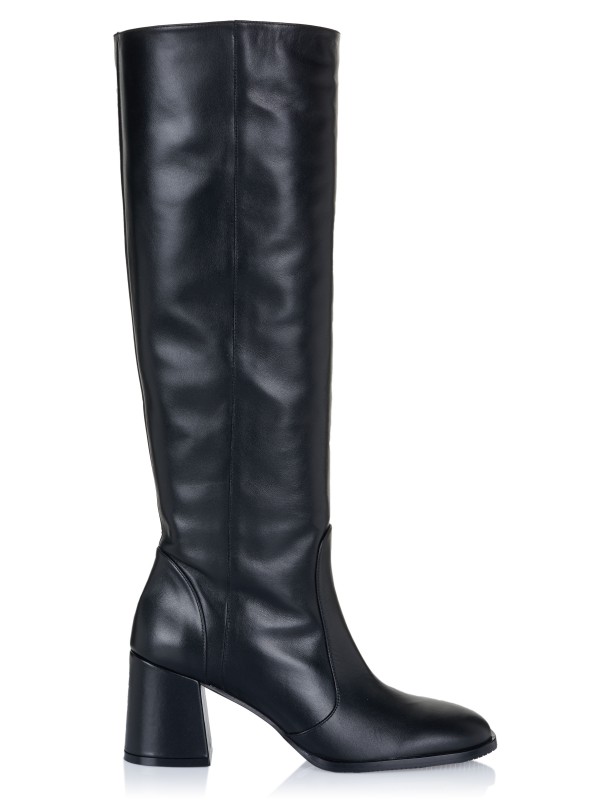 Stuart Weitzman boot black