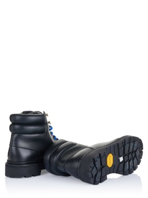 Bally boot black